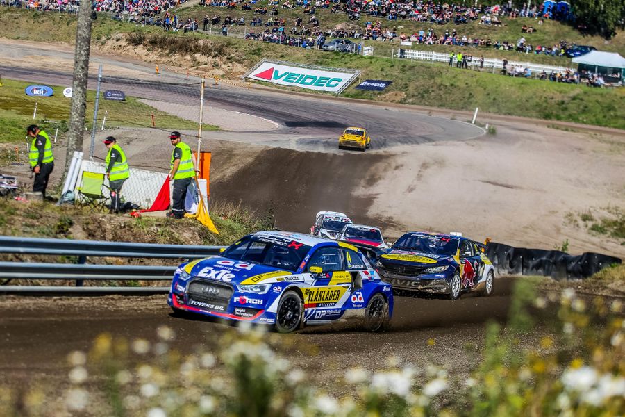 Larsson's Finnish success take RallyX Nordic down to the wire